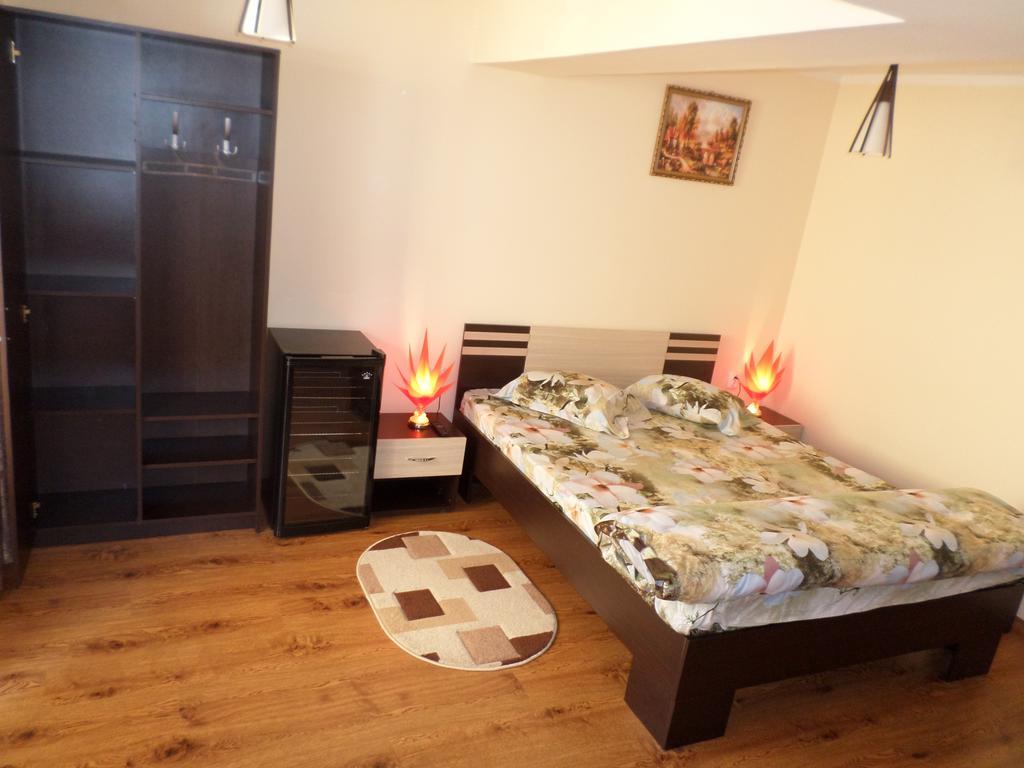 Casa Montana Buşteni Cameră foto
